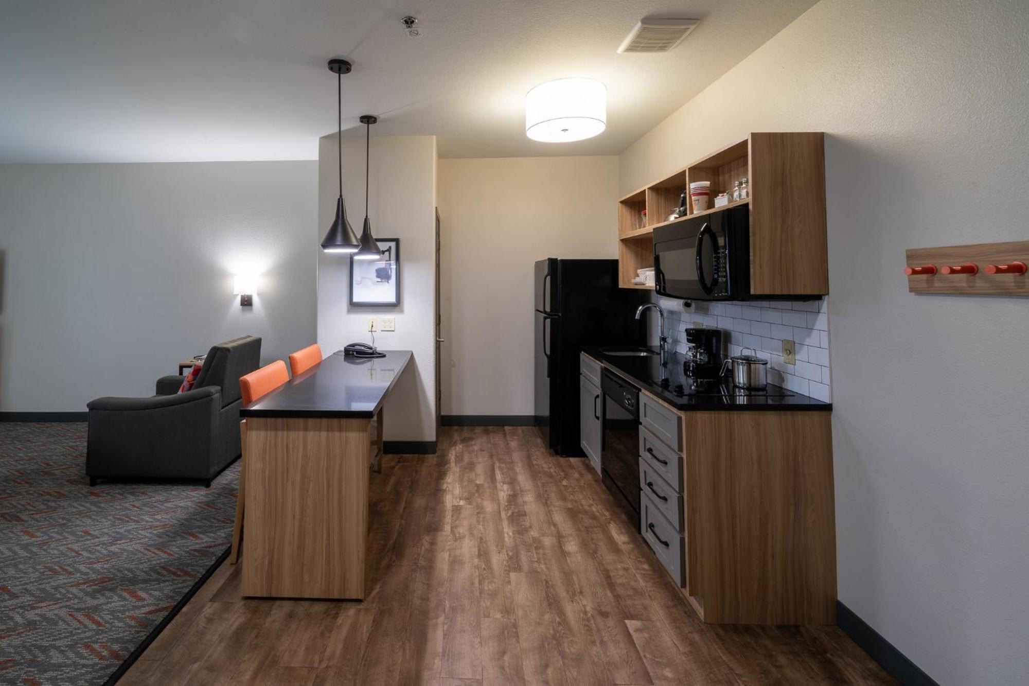 Candlewood Suites Deer Park By Ihg Exterior photo