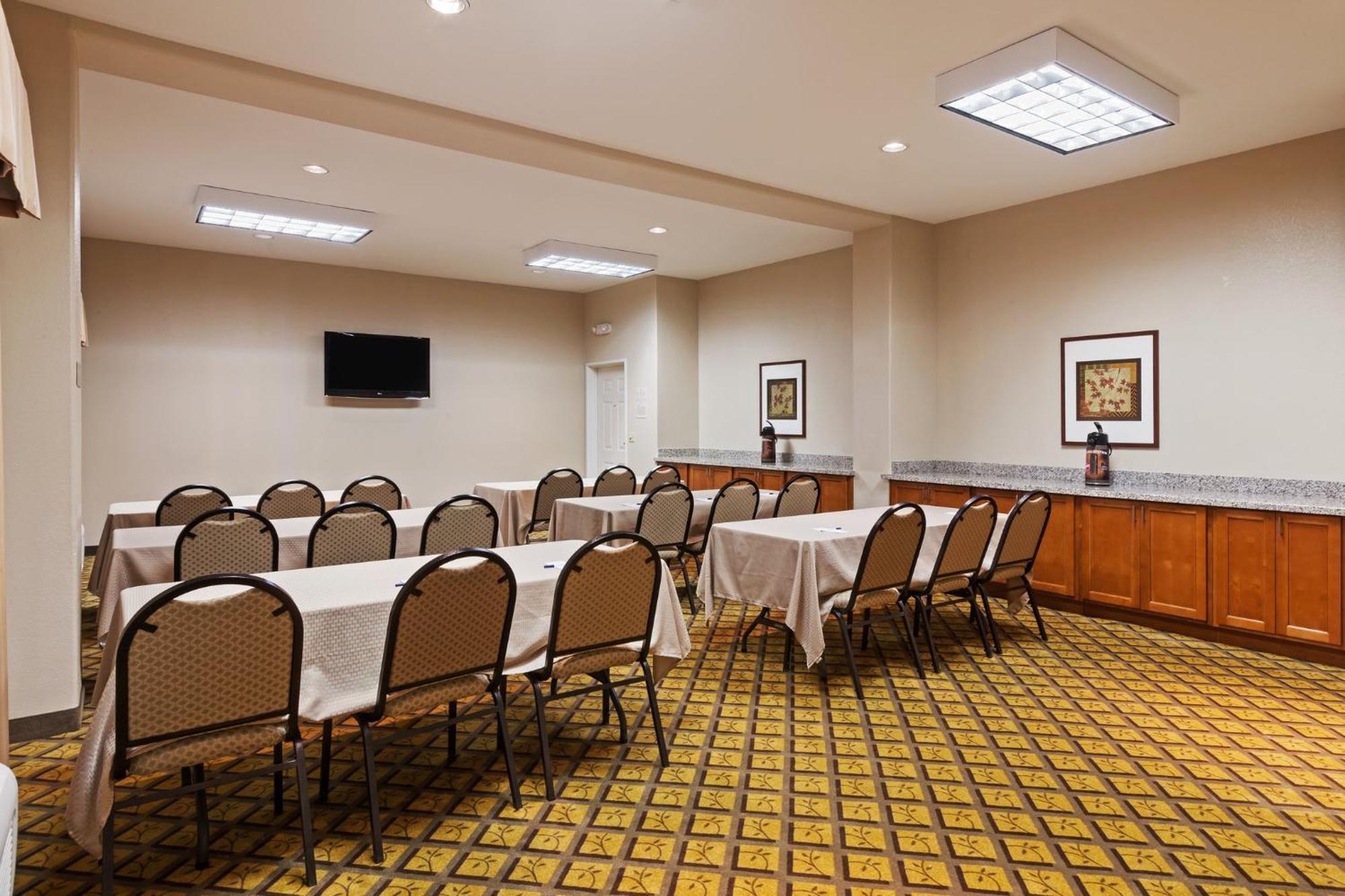 Candlewood Suites Deer Park By Ihg Exterior photo